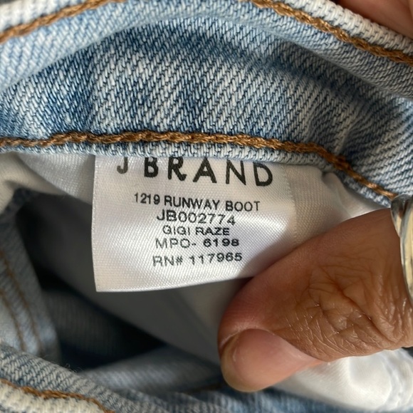 J Brand Runway Boot Jean in Gigi Raze - Picture 6 of 14